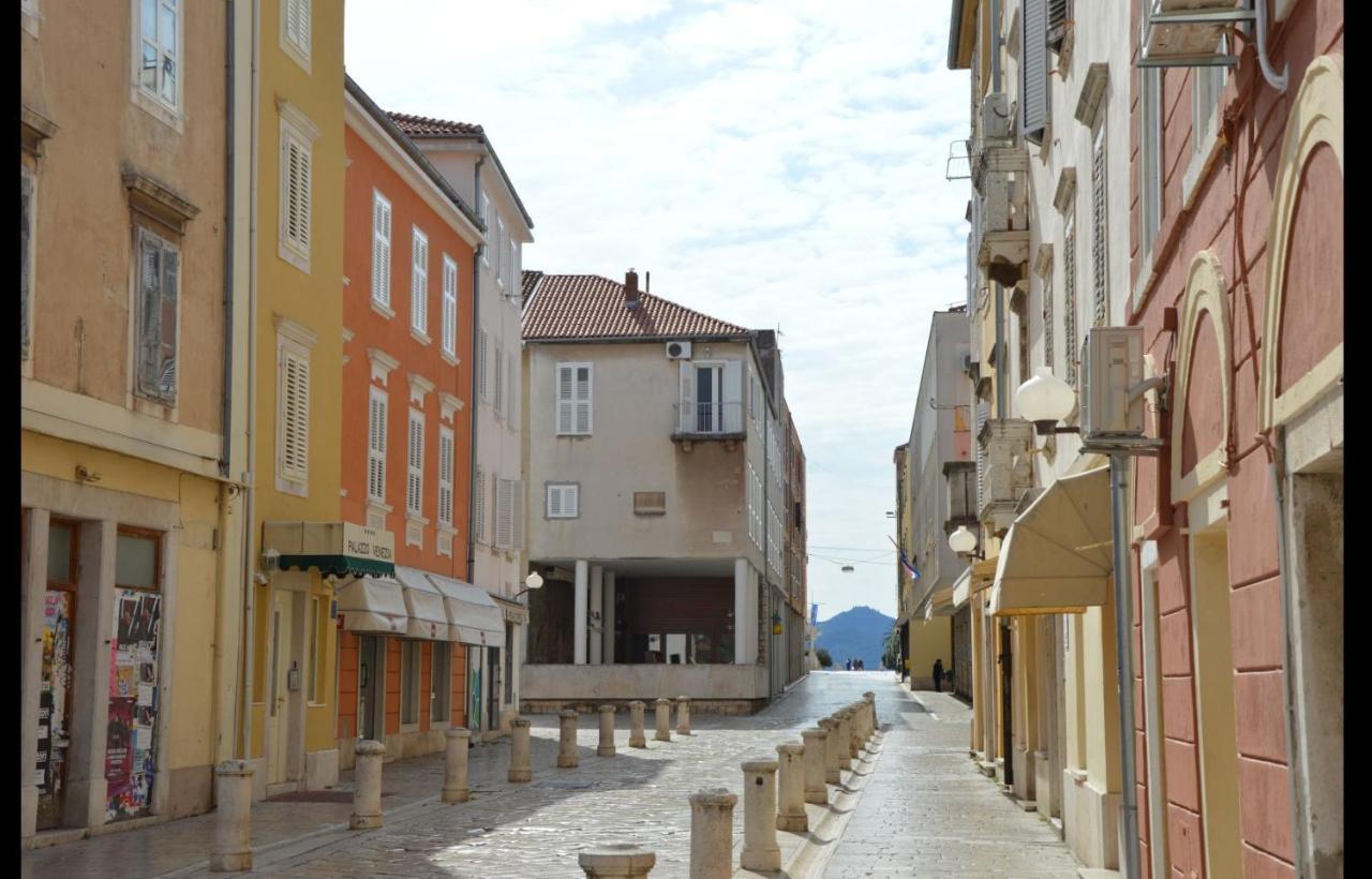Appartement Diadora à Zadar Extérieur photo