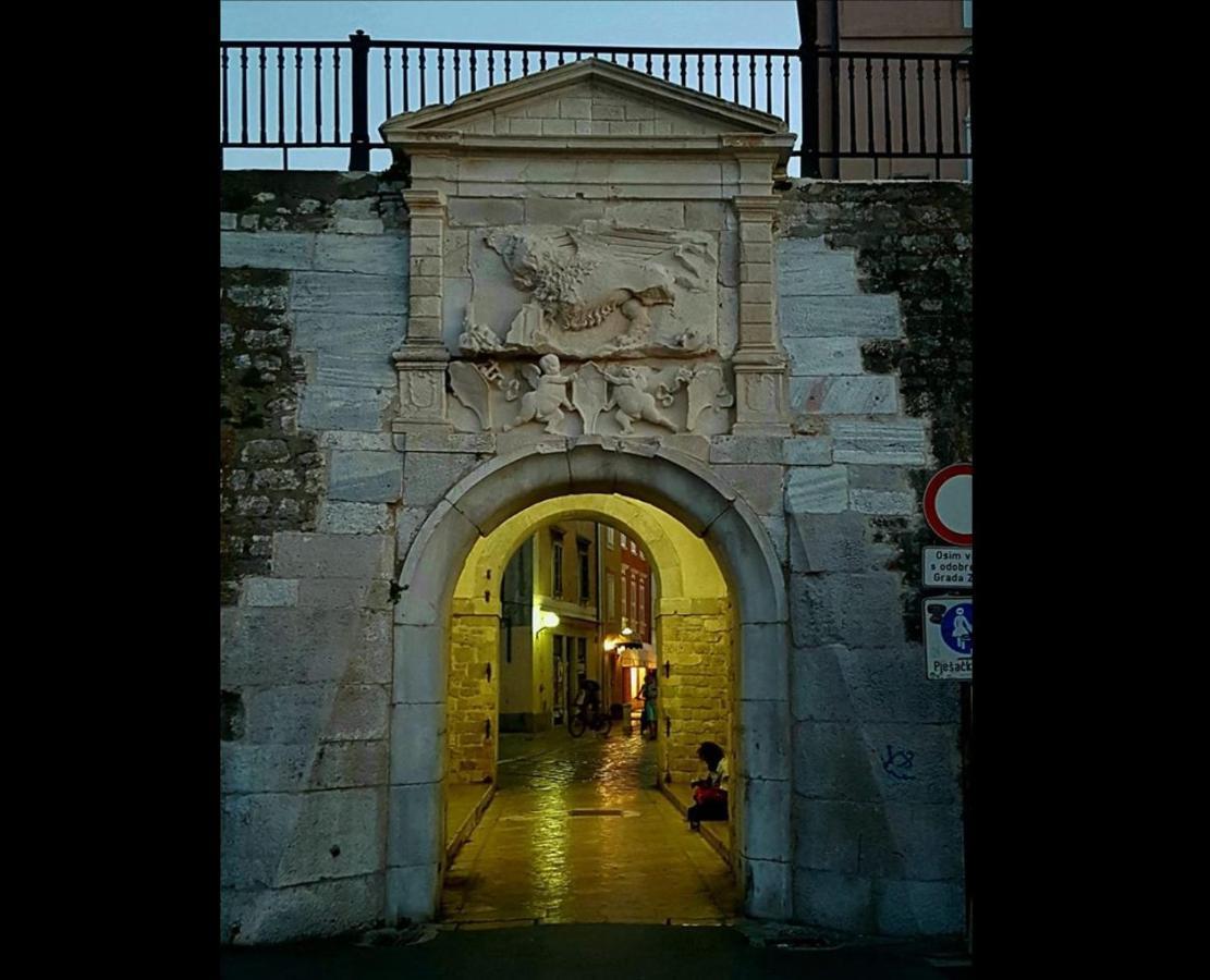 Appartement Diadora à Zadar Extérieur photo