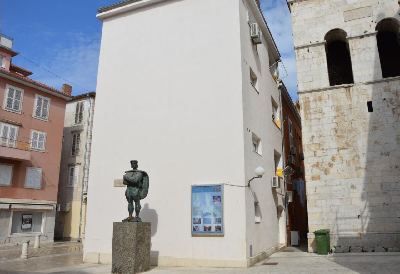 Appartement Diadora à Zadar Extérieur photo