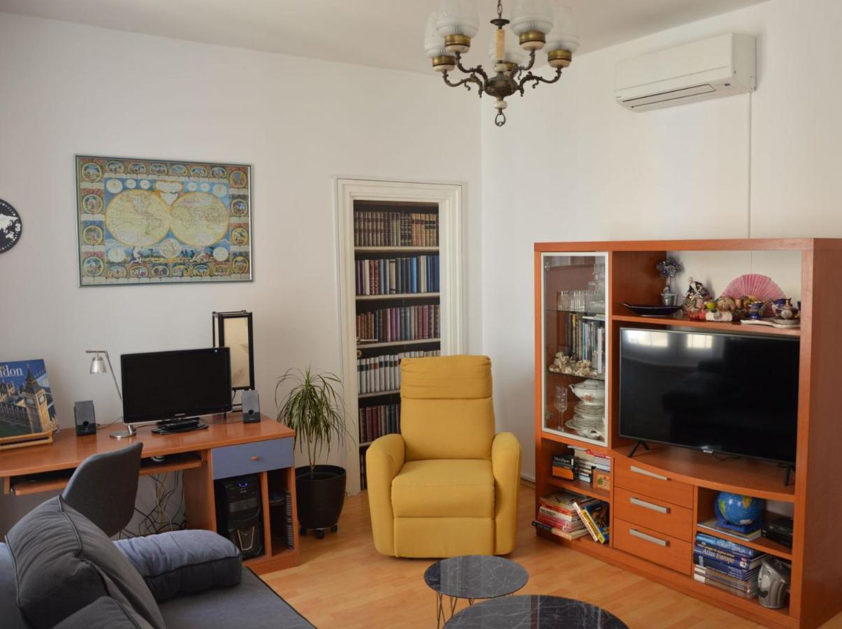 Appartement Diadora à Zadar Extérieur photo