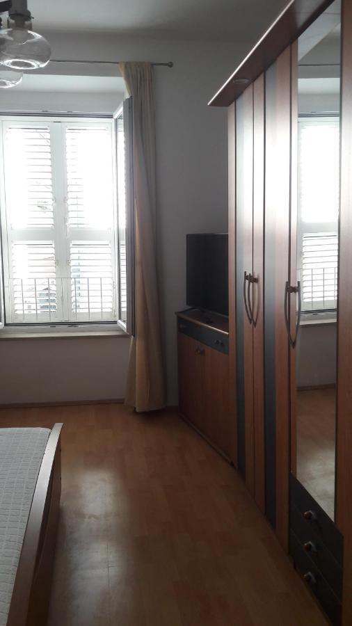 Appartement Diadora à Zadar Extérieur photo